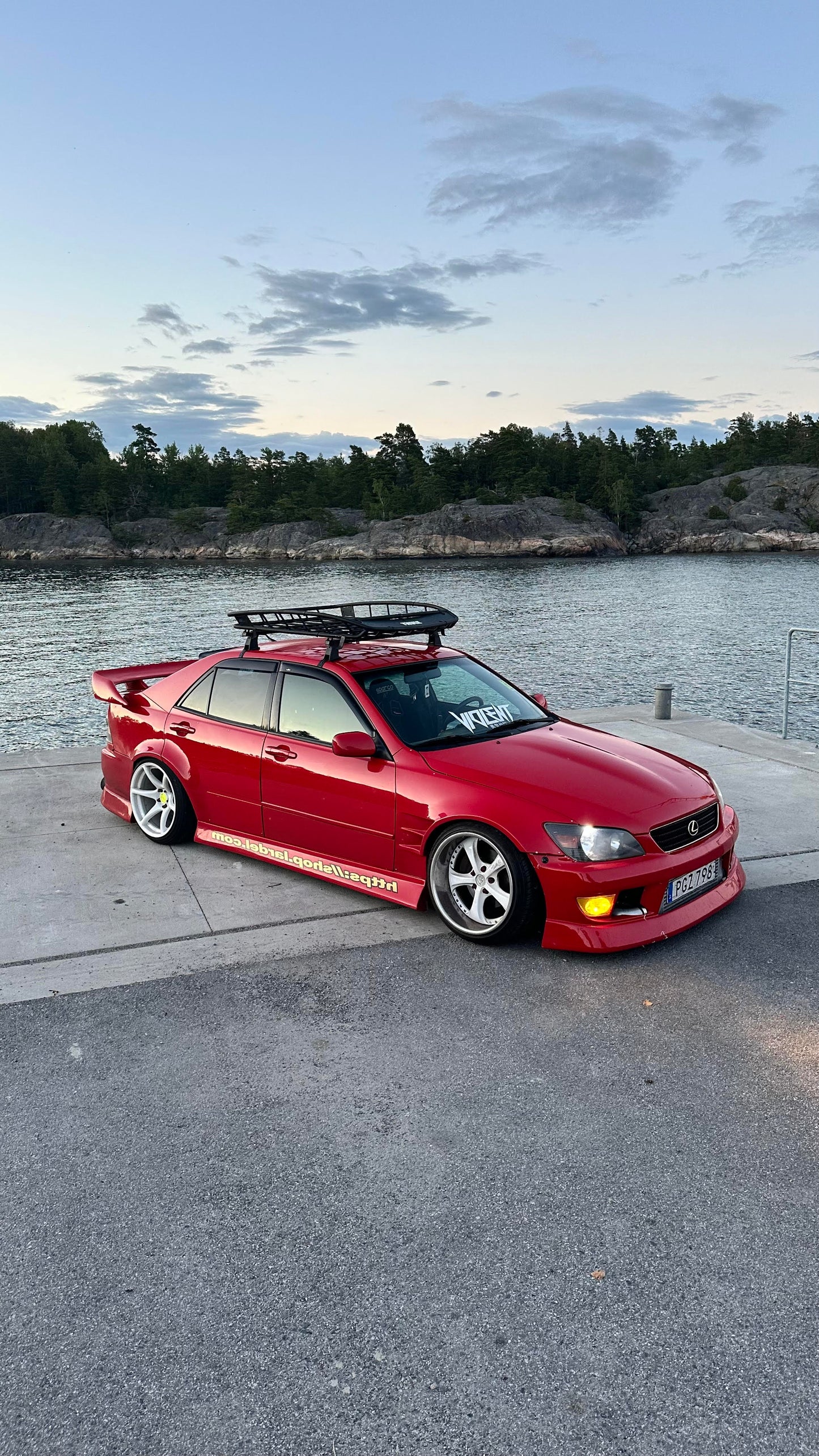 Lexus IS200/300 widebody overfenders SEDAN