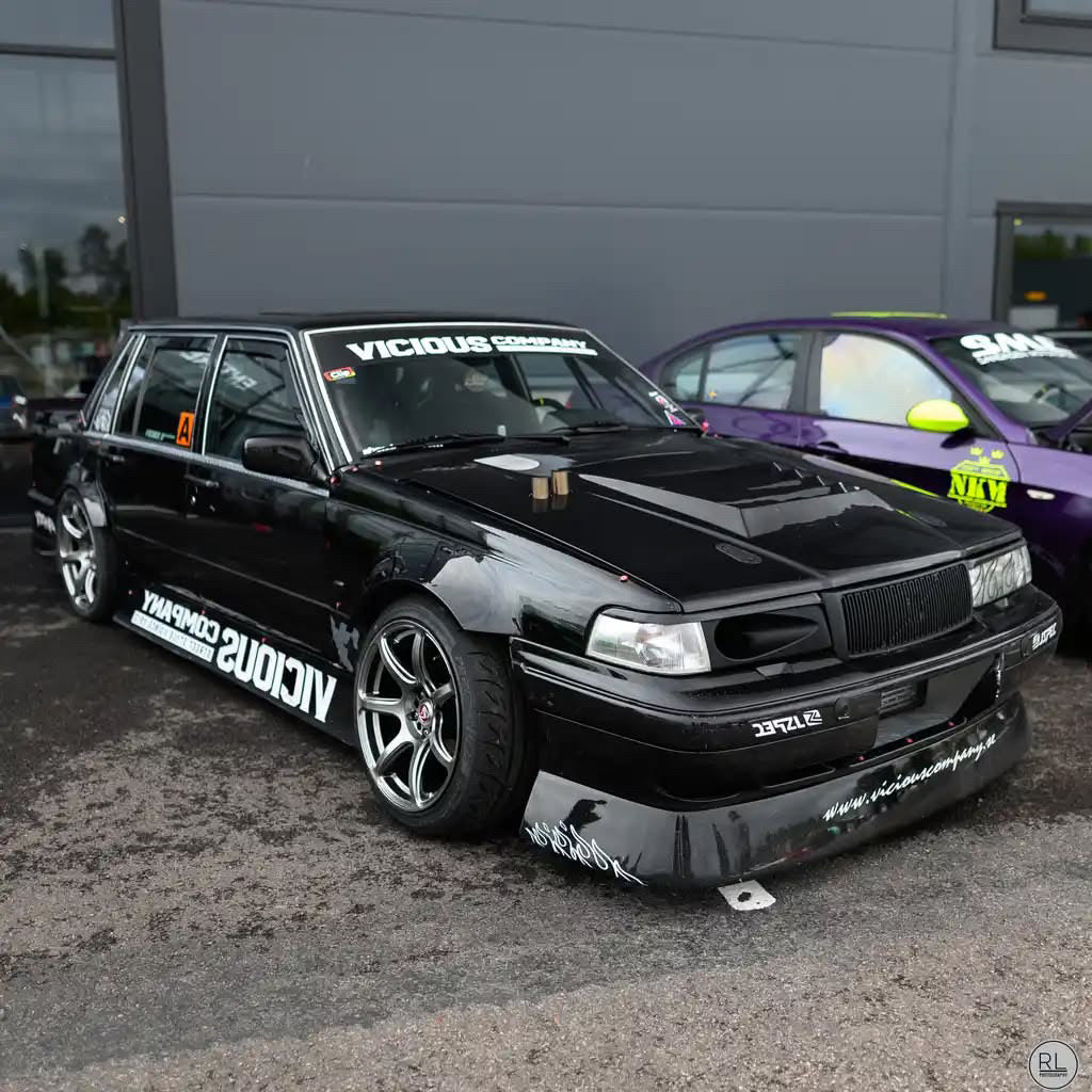 Volvo 740/960 widebody overfenders
